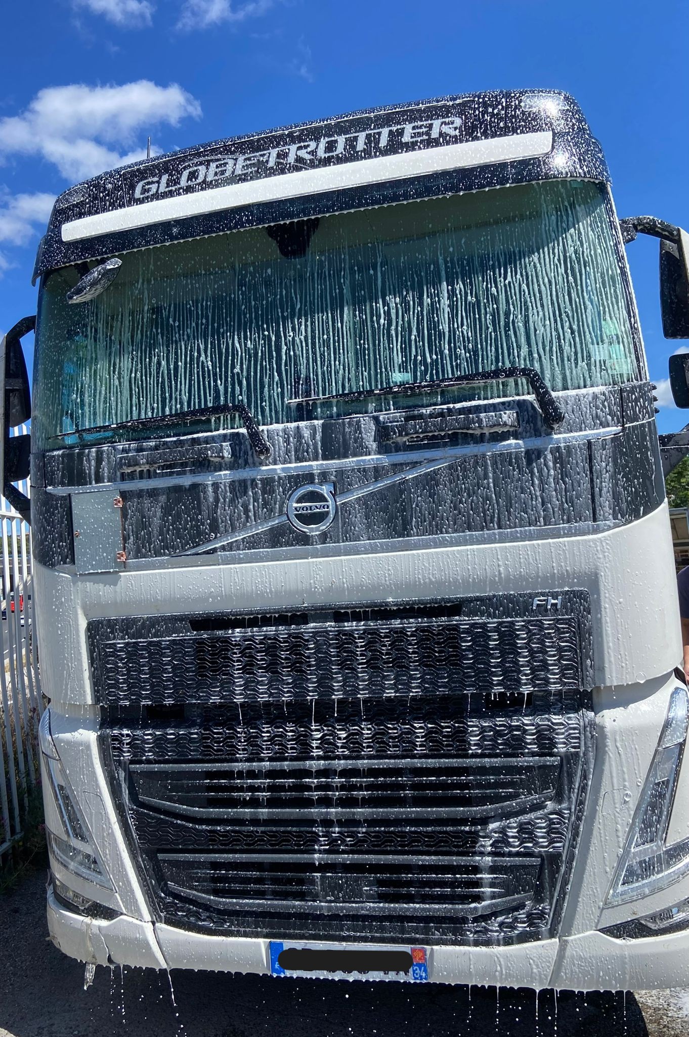  lavage facade de camion